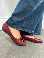 Wine Hammered Gold Flats